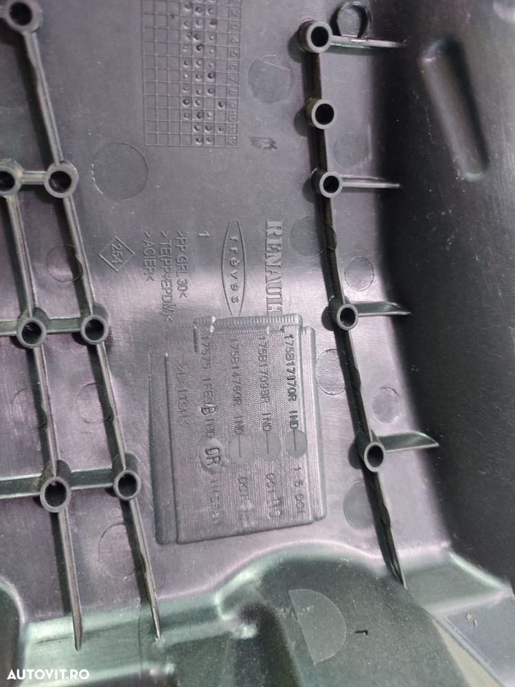 Capac motor 175b17170r 1.5 dci K9K837 Dacia Duster 1 [2010 - 2013] - 3