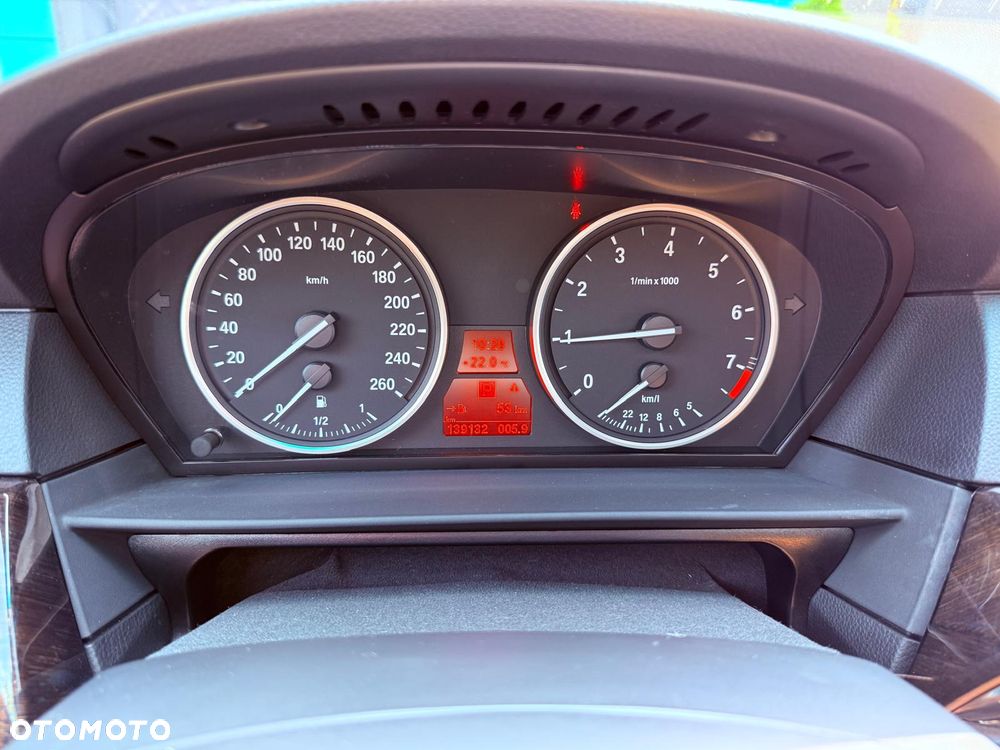 BMW Seria 5 - 11