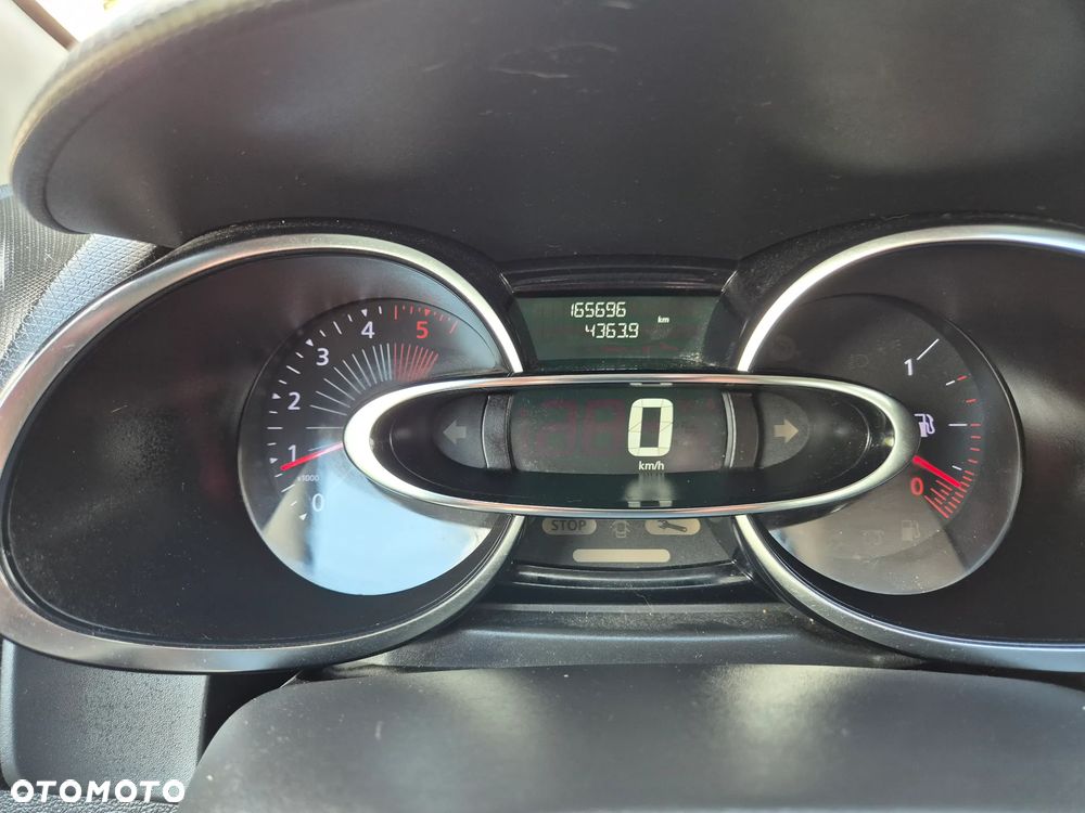 Renault Clio dCi 90 Dynamique - 9