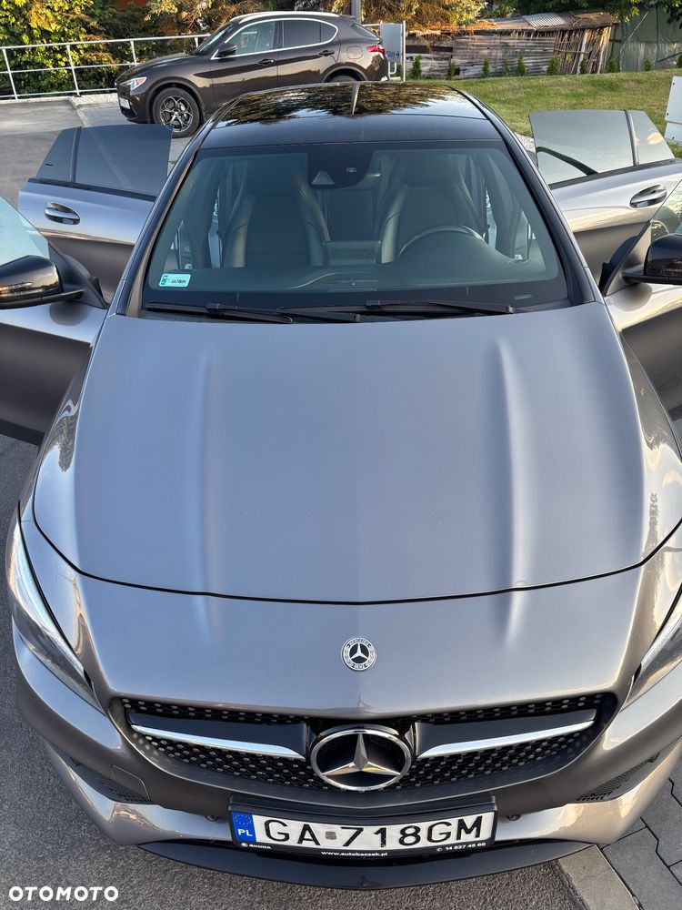 Mercedes-Benz CLA 220 4-Matic AMG Line - 10