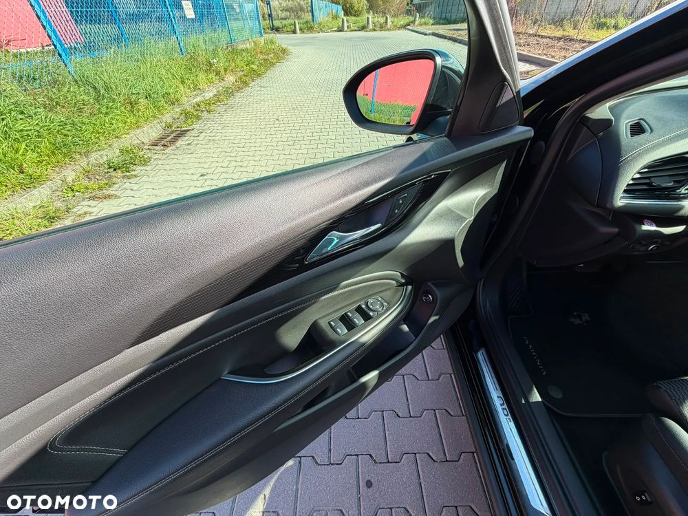 Opel Insignia 2.0 CDTI Executive - 30
