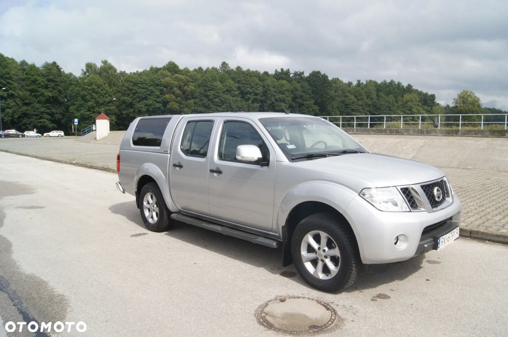Nissan Navara 2.5 D SE Long EU5 - 8