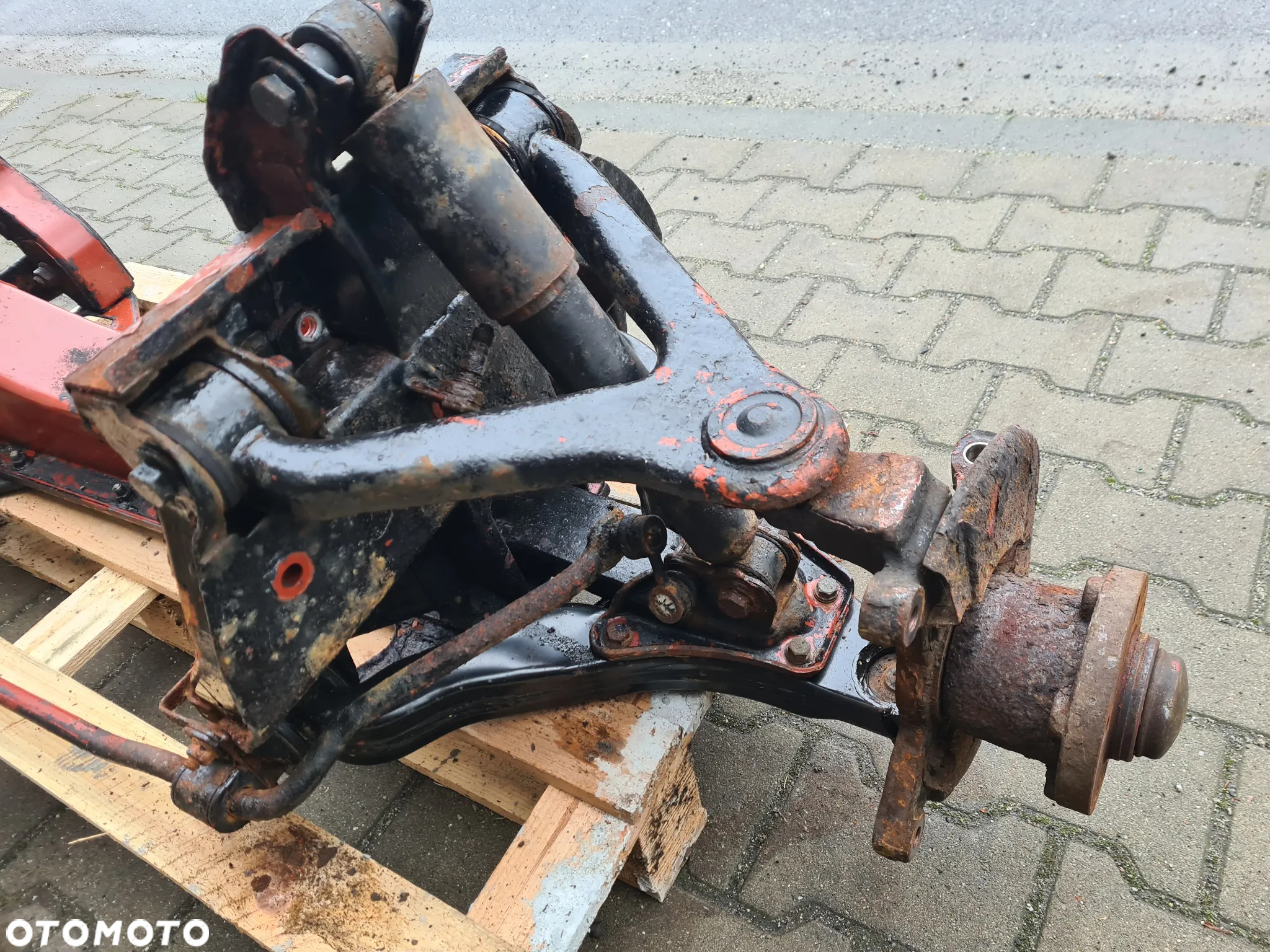 IVECO DAILY 3 99-06 sanki zawieszenie przód resor poprzeczny zwrotnice - 9