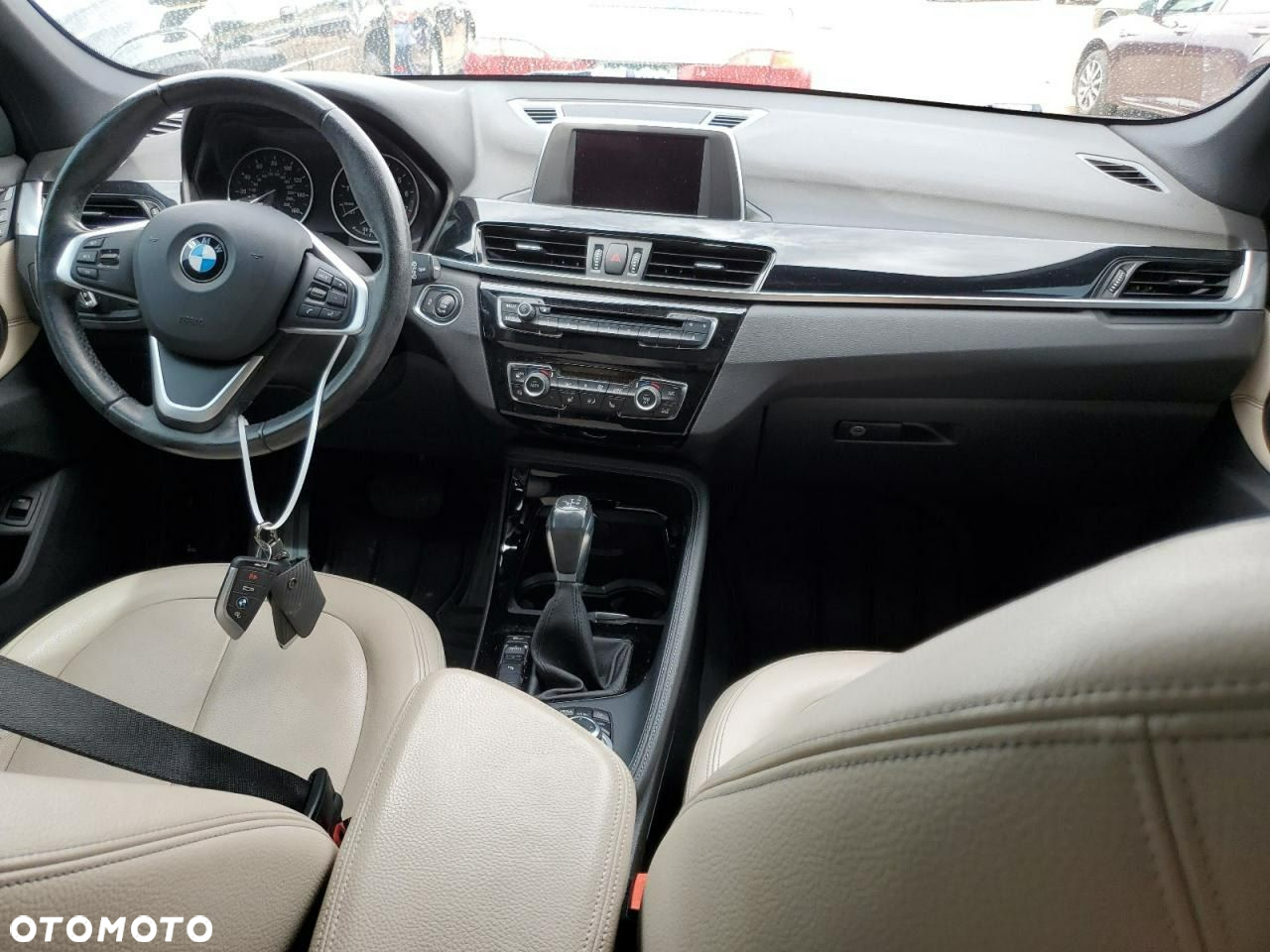 BMW X1 - 11