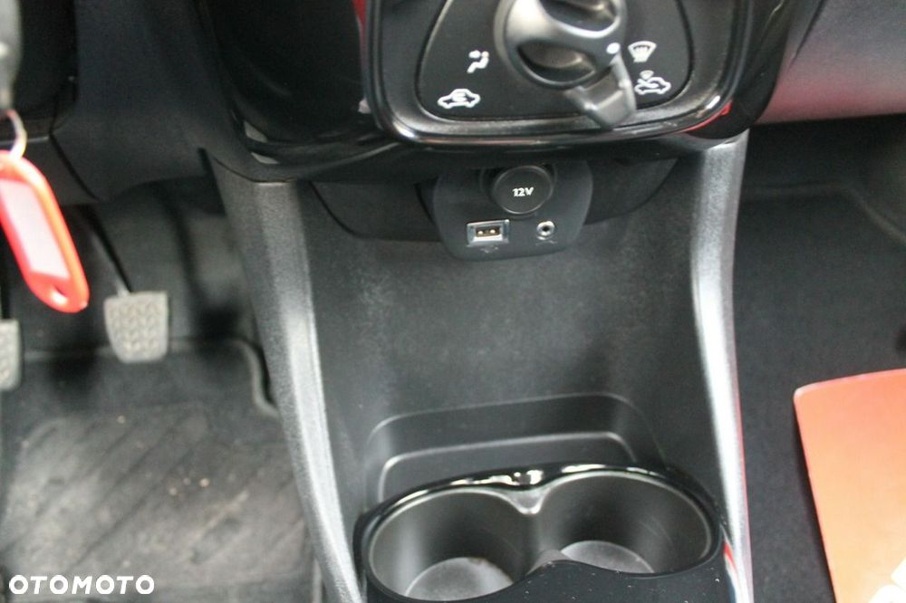 Peugeot 108 - 15