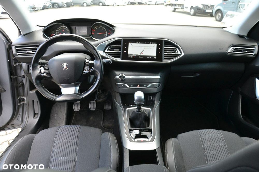 Peugeot 308 - 14