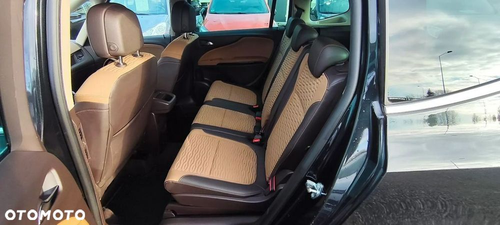 Opel Zafira Tourer 2.0 CDTI Innovation - 22