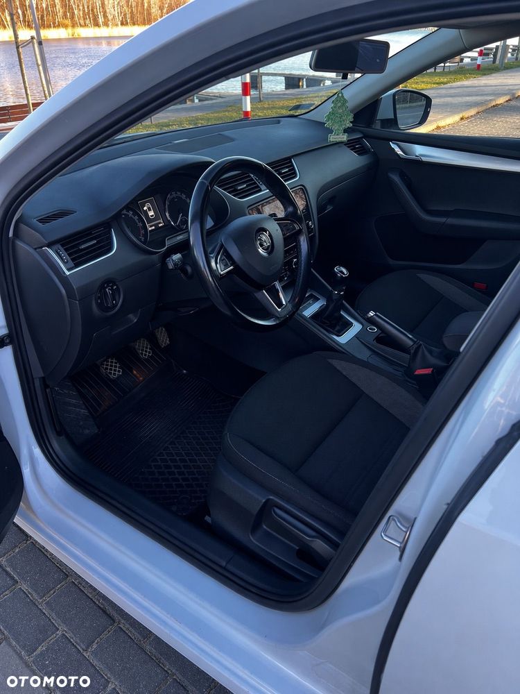 Skoda Octavia 2.0 TDI Ambition - 6