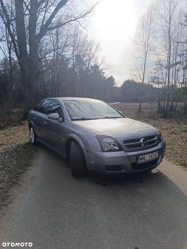 Opel Vectra 1.9 CDTI Sport / GTS - 11