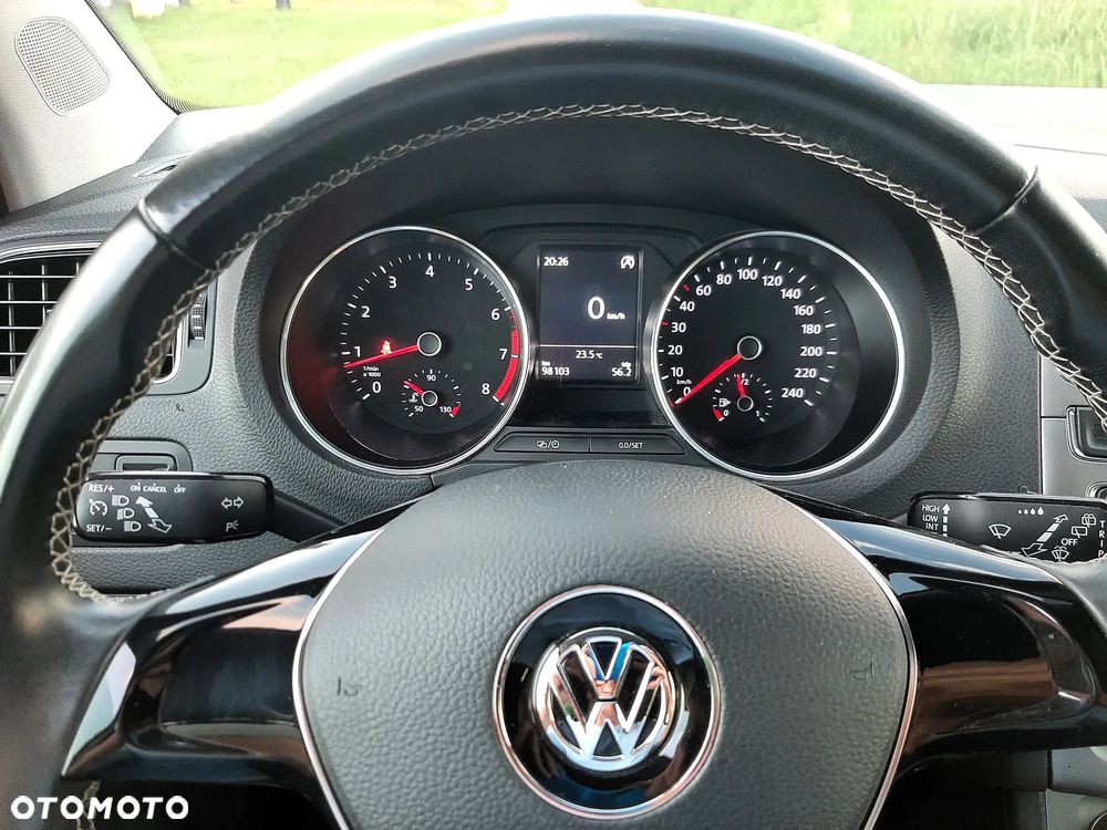 Volkswagen Golf - 15