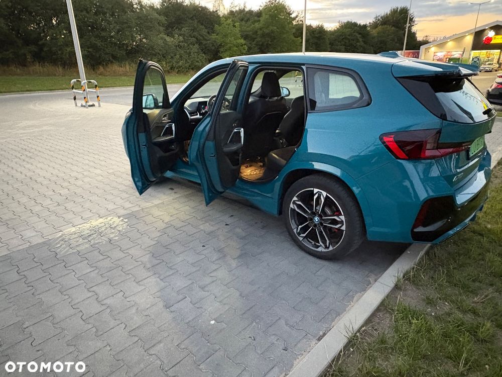 BMW iX1 - 6