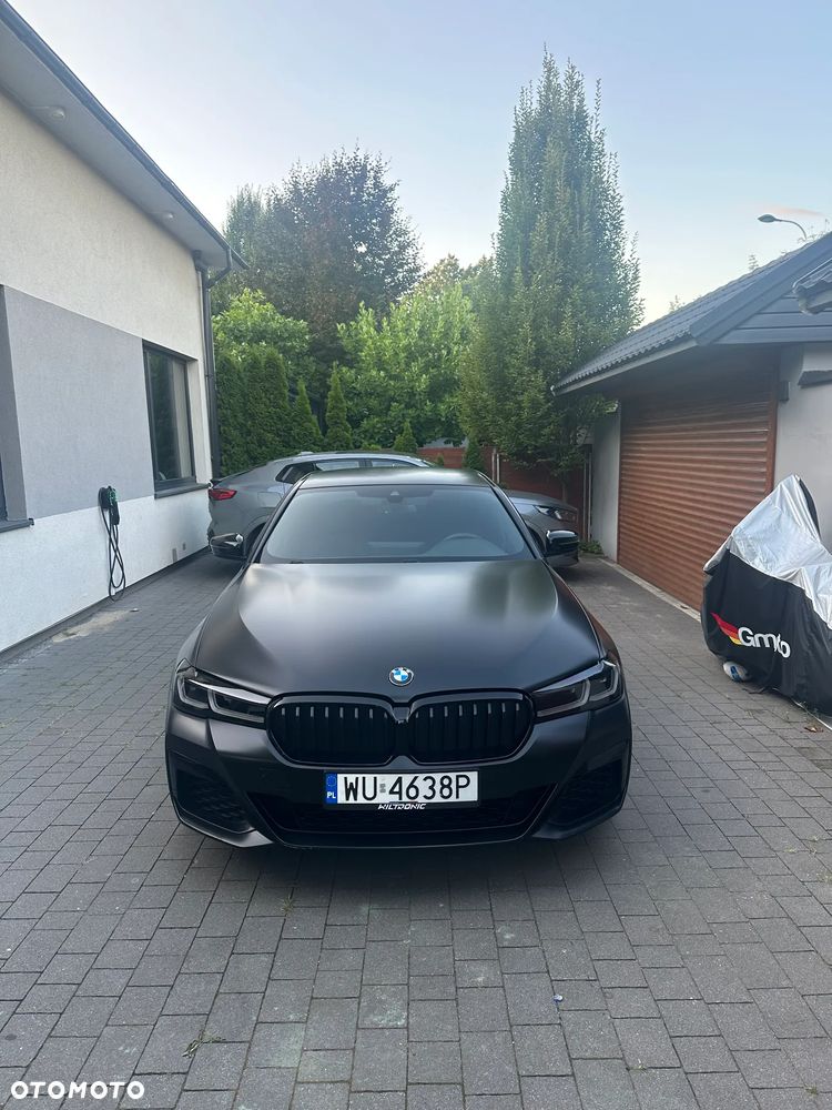 BMW Seria 5 520d xDrive MHEV - 2