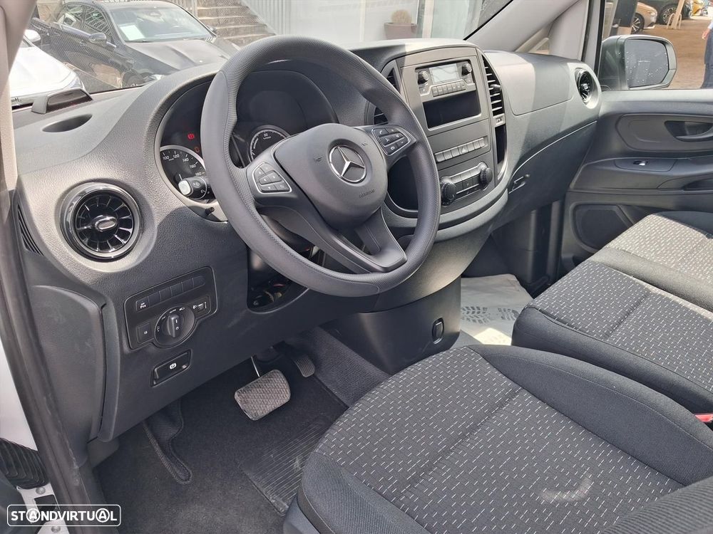 Mercedes-Benz eVito Furgão Longo 111/34 - 9
