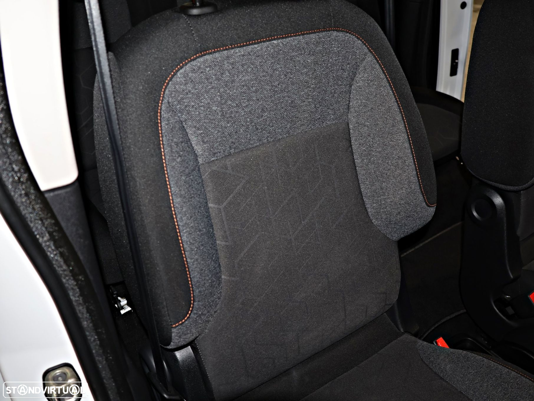 Peugeot Partner 1.6 BlueHDi Confort - 19