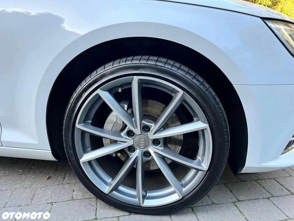Audi A4 Avant 2.0 TDI S tronic quattro - 6