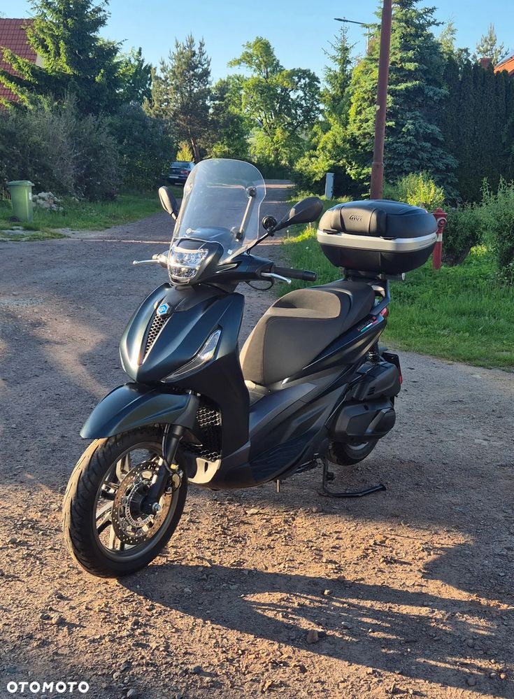 Piaggio Beverly - 1