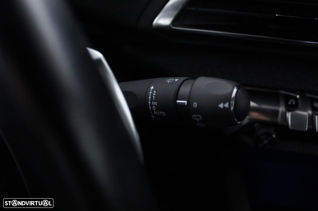 Peugeot 3008 1.5 BlueHDi Allure Pack EAT8 - 25