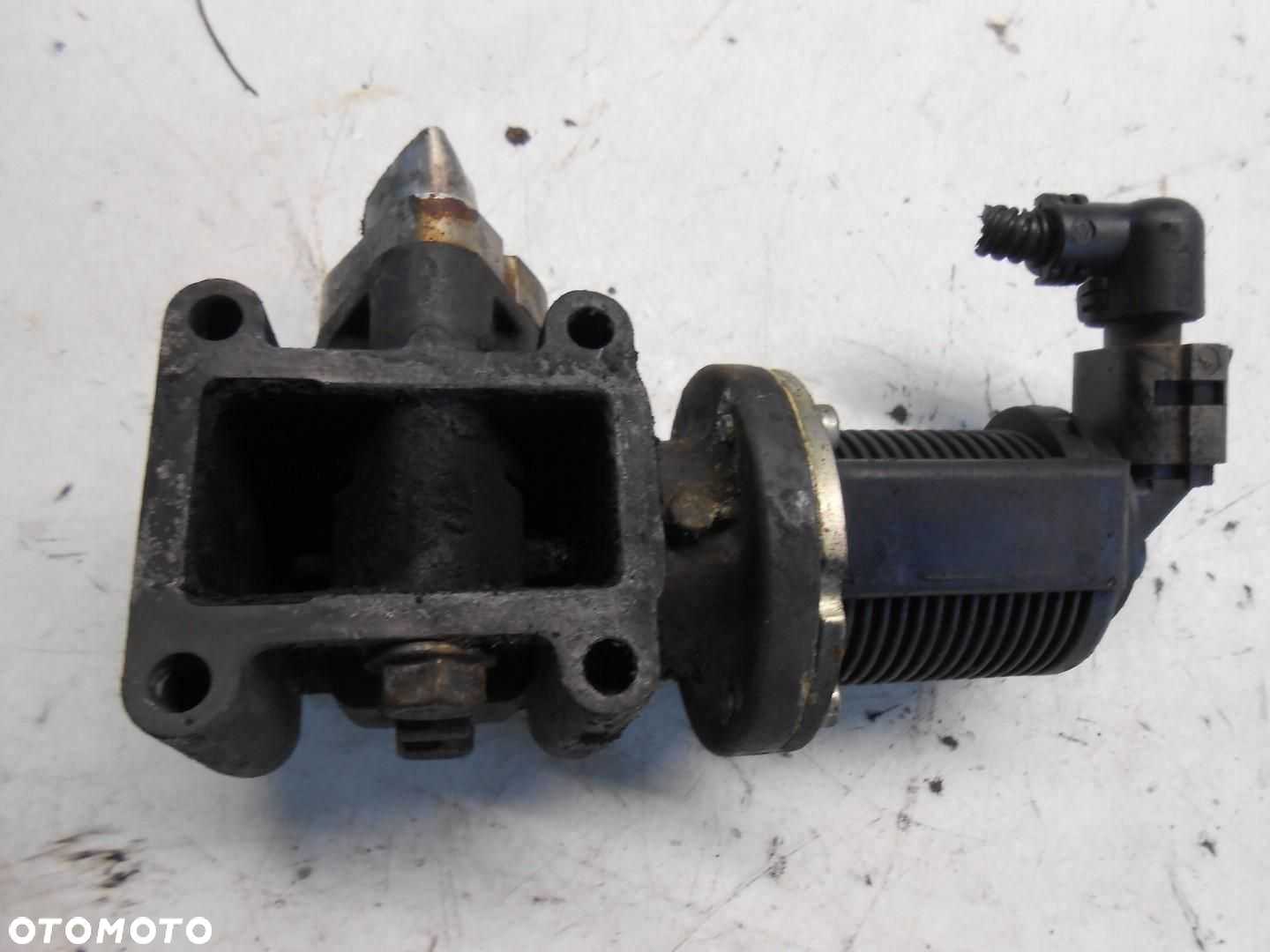 ZAWÓR EGR VECTRA C 1.9 150KM # - 2