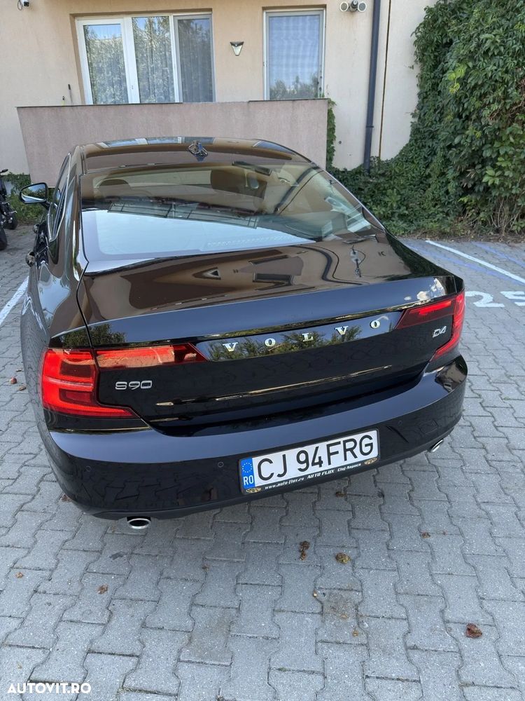 Volvo S90 D4 AWD Geartronic Momentum - 2