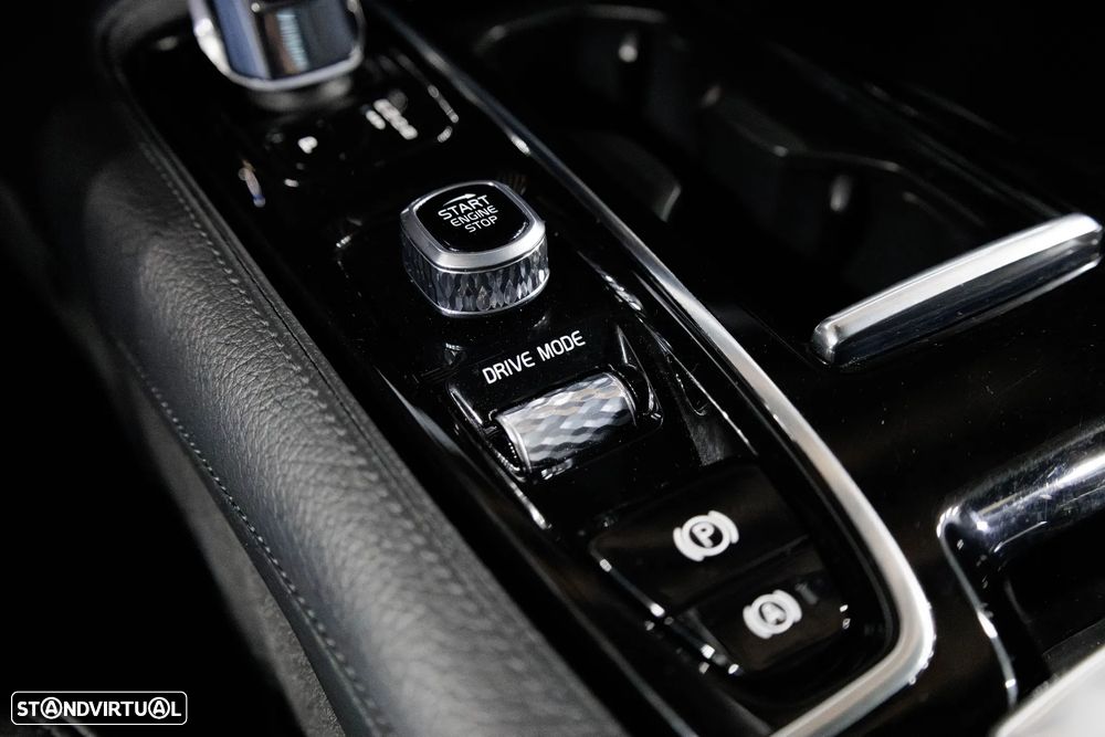 Volvo S90 2.0 T8 Momentum Plus AWD Geartronic - 20