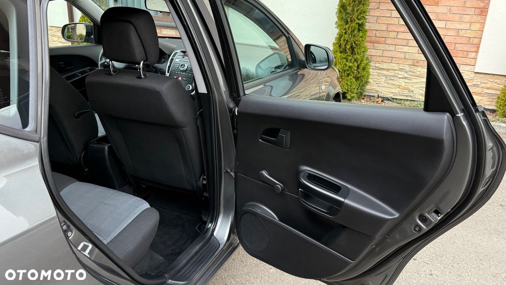 Kia Ceed - 26