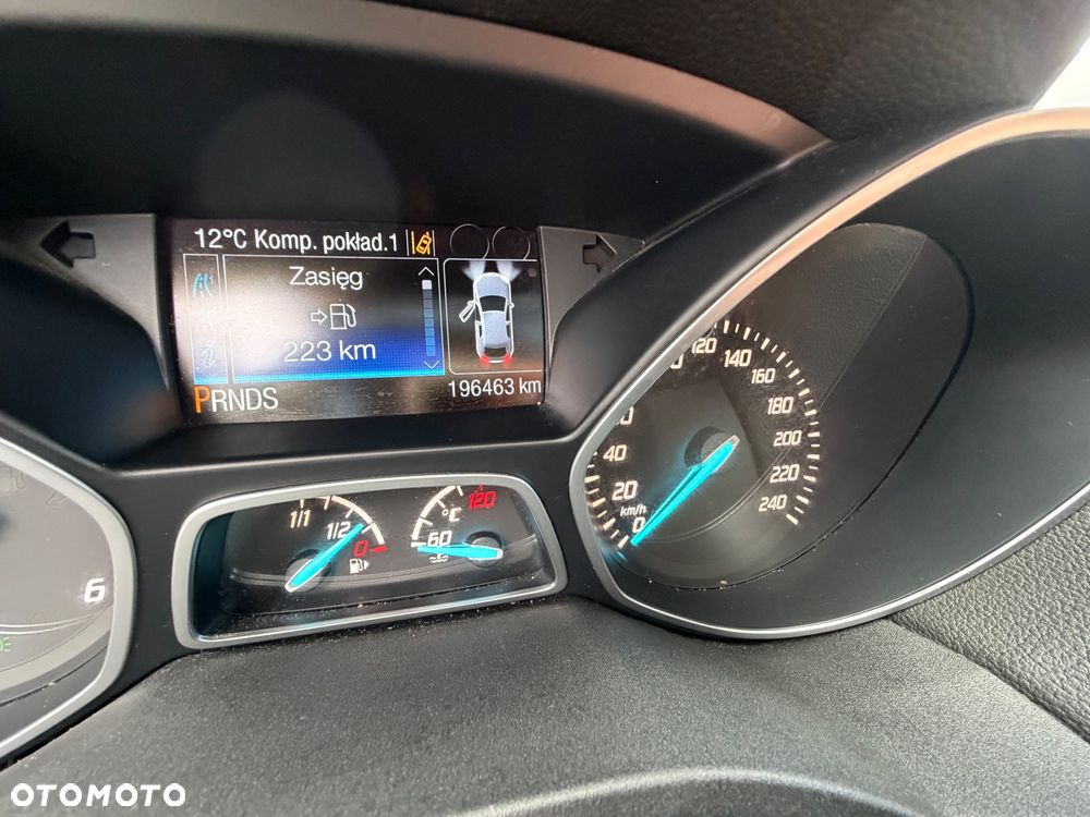 Ford Kuga - 21