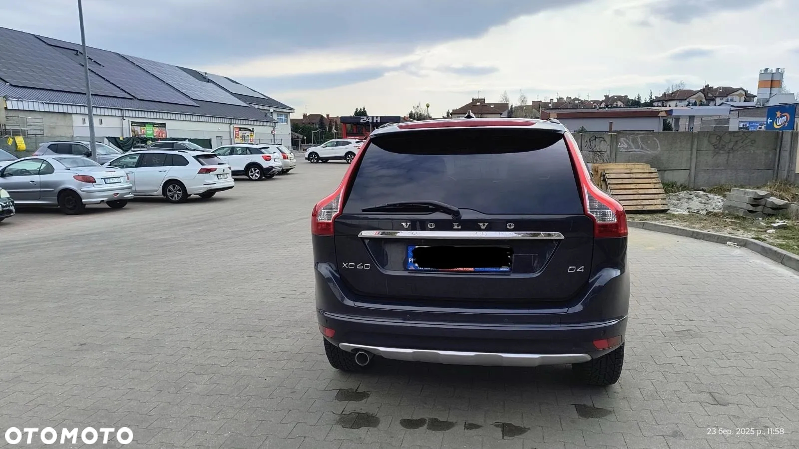 Volvo XC 60 D4 Geartronic Momentum - 3