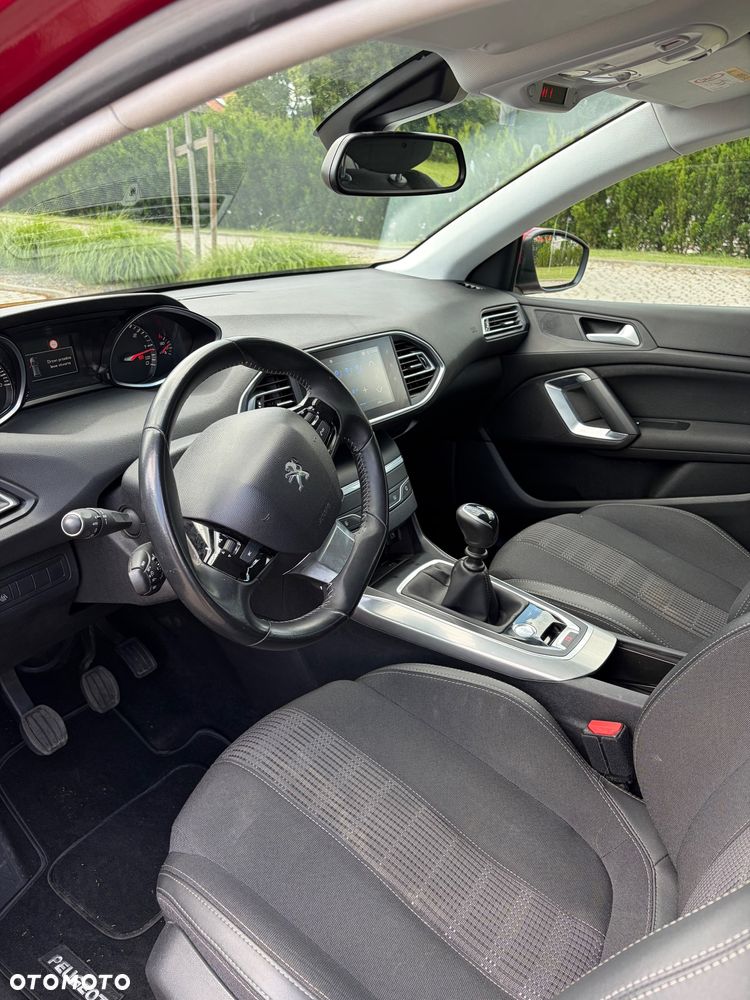 Peugeot 308 BlueHDi 130 Allure Pack - 19