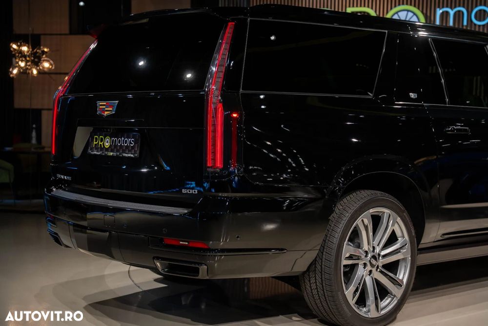 Cadillac Escalade - 16