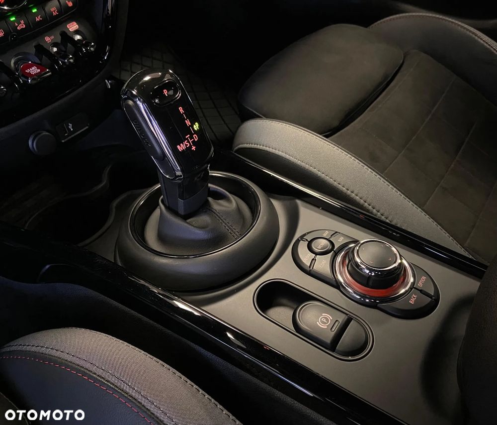 MINI John Cooper Works ALL4 sport - 23