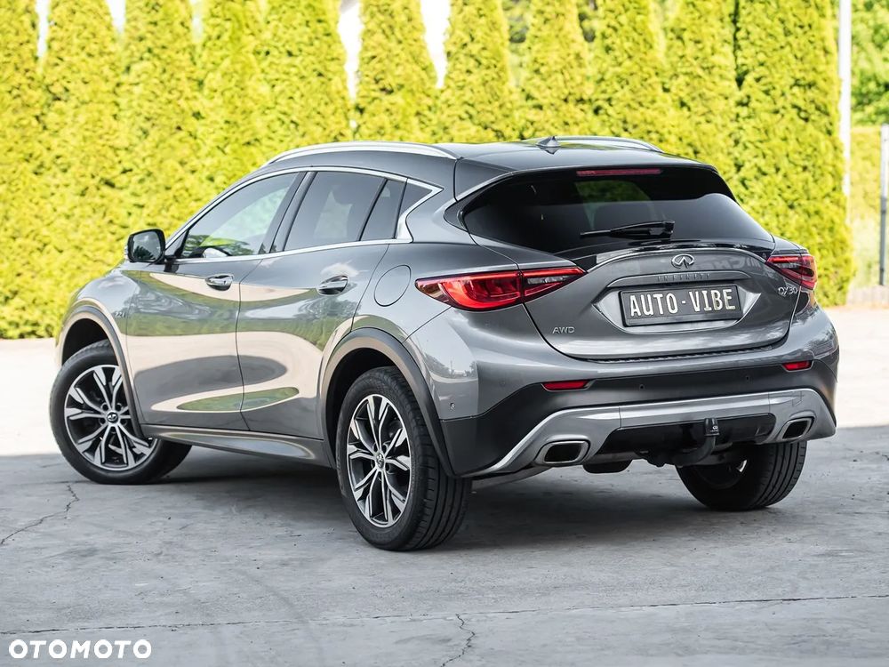 Infiniti QX30 2.2d DCT AWD Luxe Tech - 10