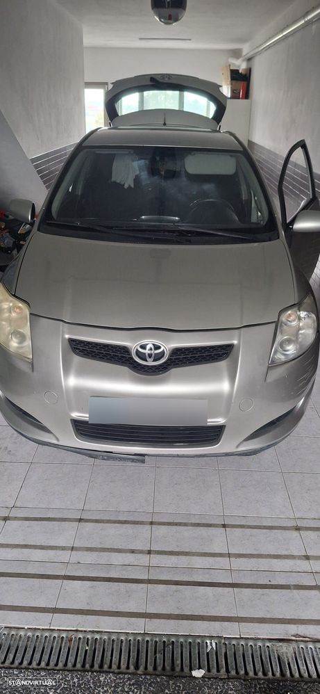 Toyota Auris 1.4 D-4D Sol - 3