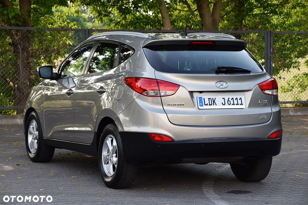 Hyundai ix35 2.0 CRDi 4WD Automatik Premium - 14