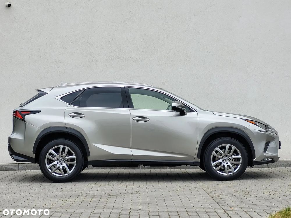 Lexus NX 300 Comfort AWD - 10
