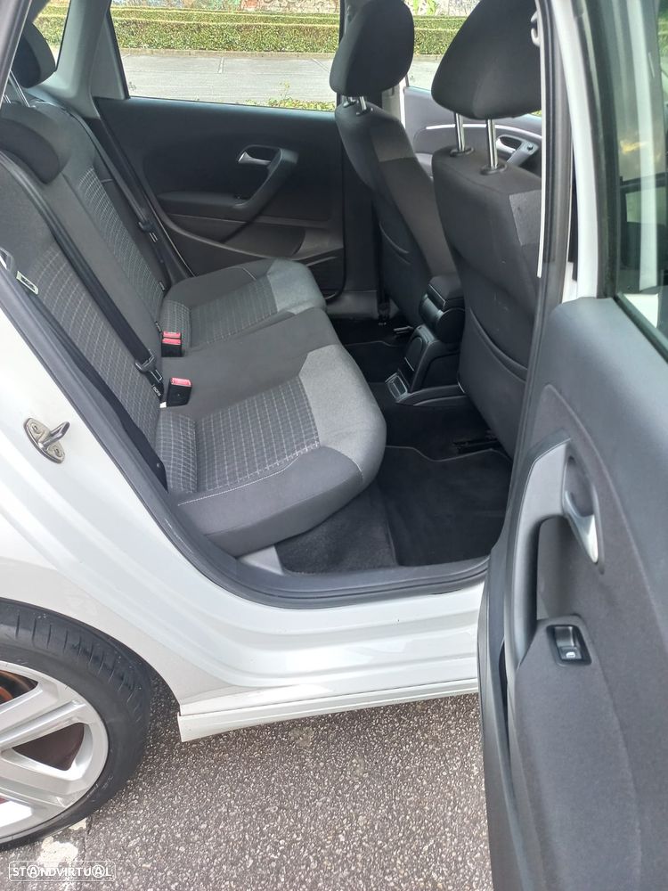VW Polo 1.4 TDi R-Line - 7