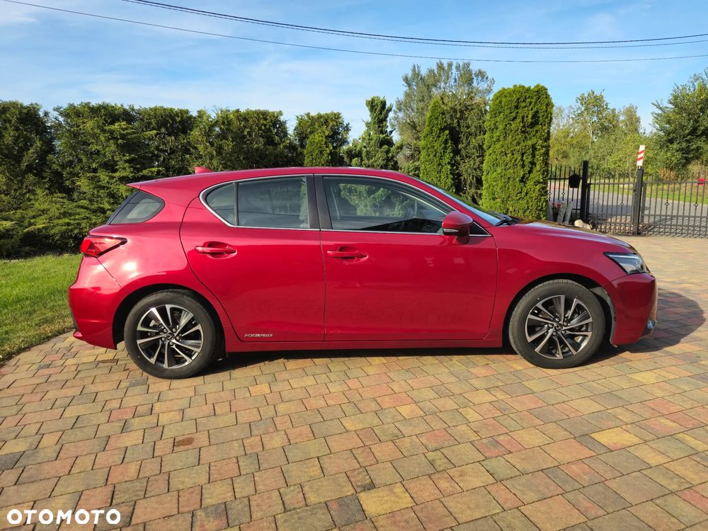 Lexus CT 200h Elegance - 2