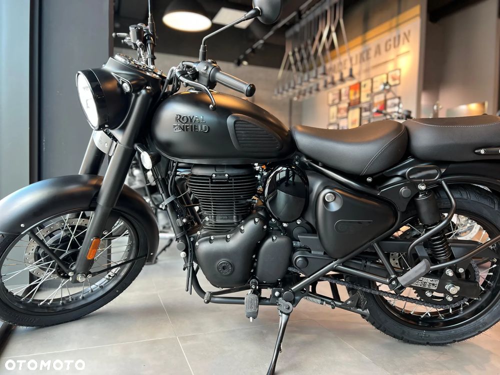 Royal Enfield Classic - 1