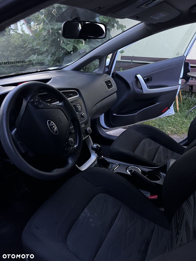 Kia Ceed - 5