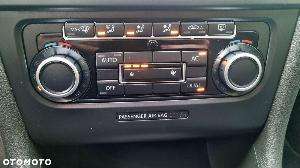 Volkswagen Golf - 15