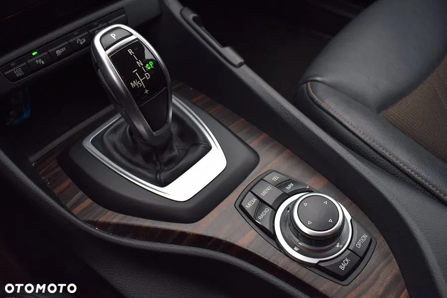 BMW X1 xDrive18d xLine - 12