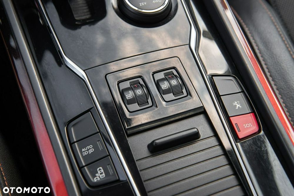 Peugeot 508 RXH 2.0 HDi HYbrid4 - 25