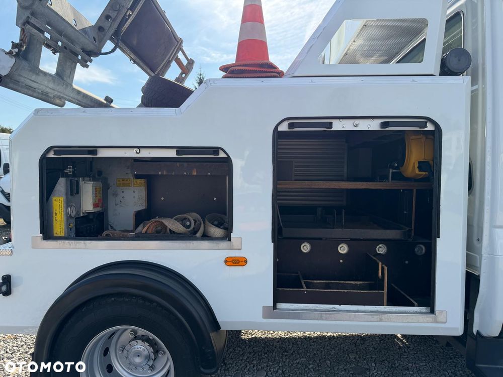 Iveco Daily 70C18 Hi-Matic Pomoc drogowa Holownik 2019r - 13