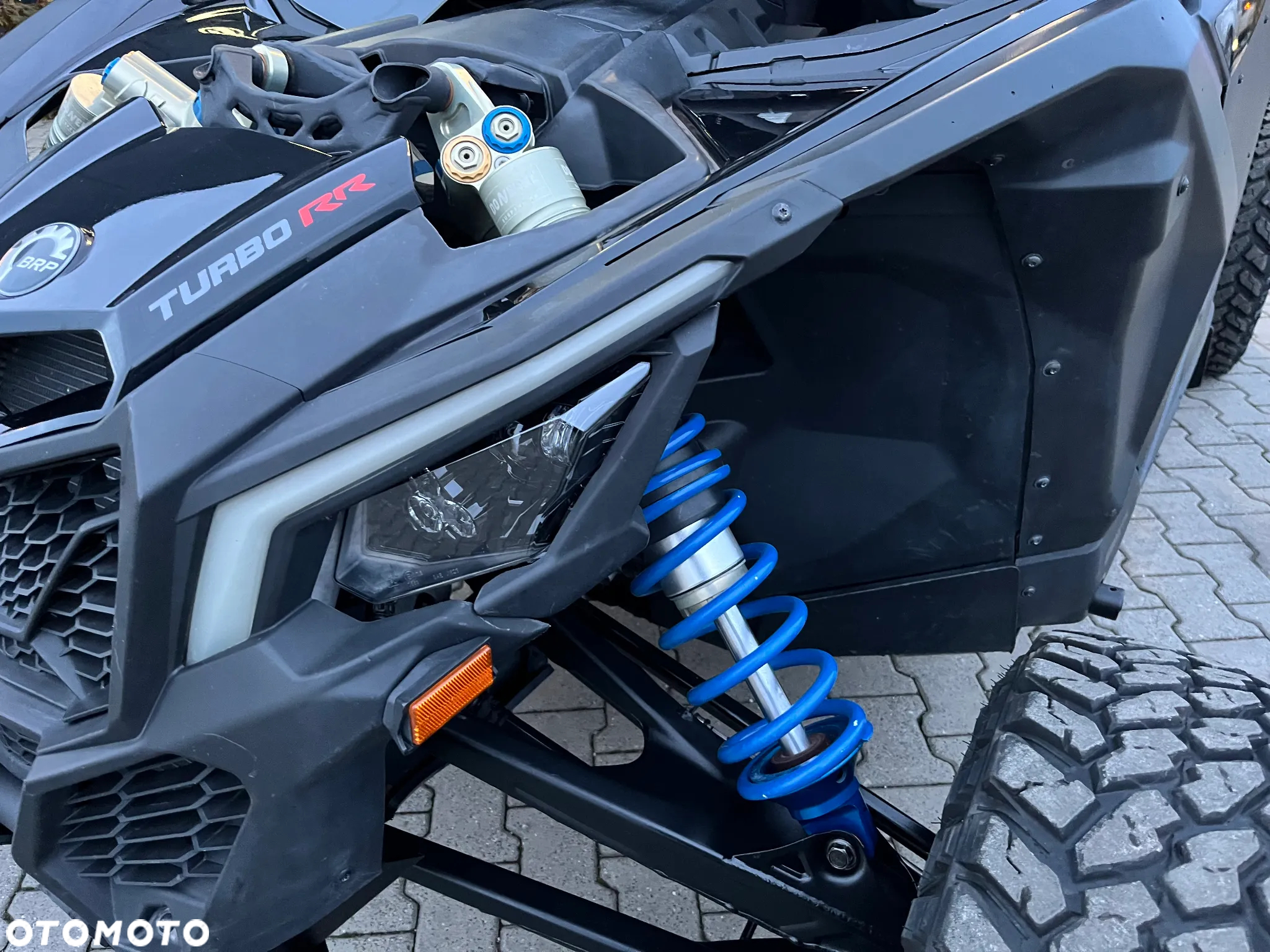 Can-Am Maverick - 10