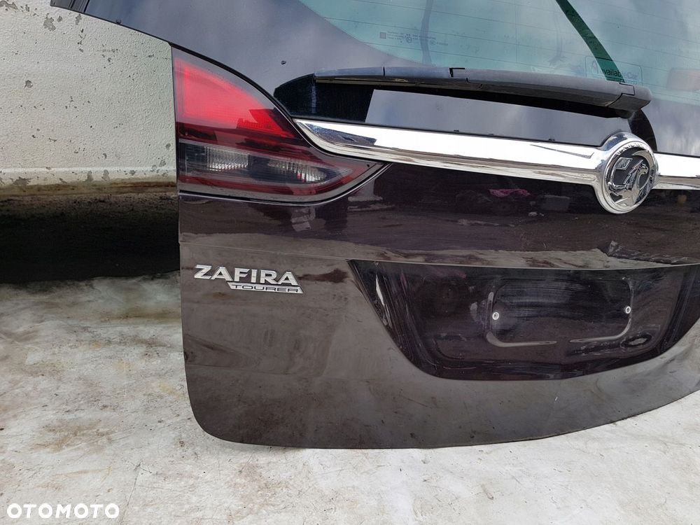 klapa bagażnika Opel Zafira C - 2