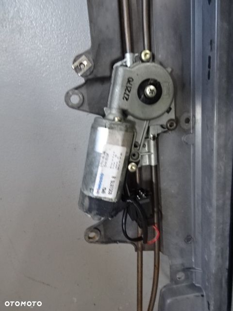 SZYBERDACH BMW E34 KOMBI 91-96 LAK:244/7 NR64 - 4