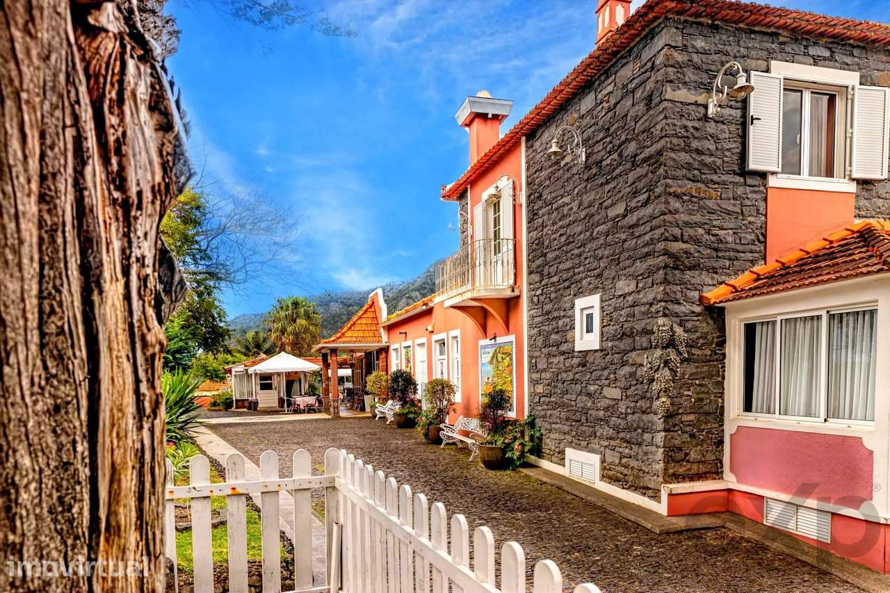 Casa de Chá do Faial, com Projeto para Hotel 4 Estrelas - Madeira - Grande imagem: 3/57