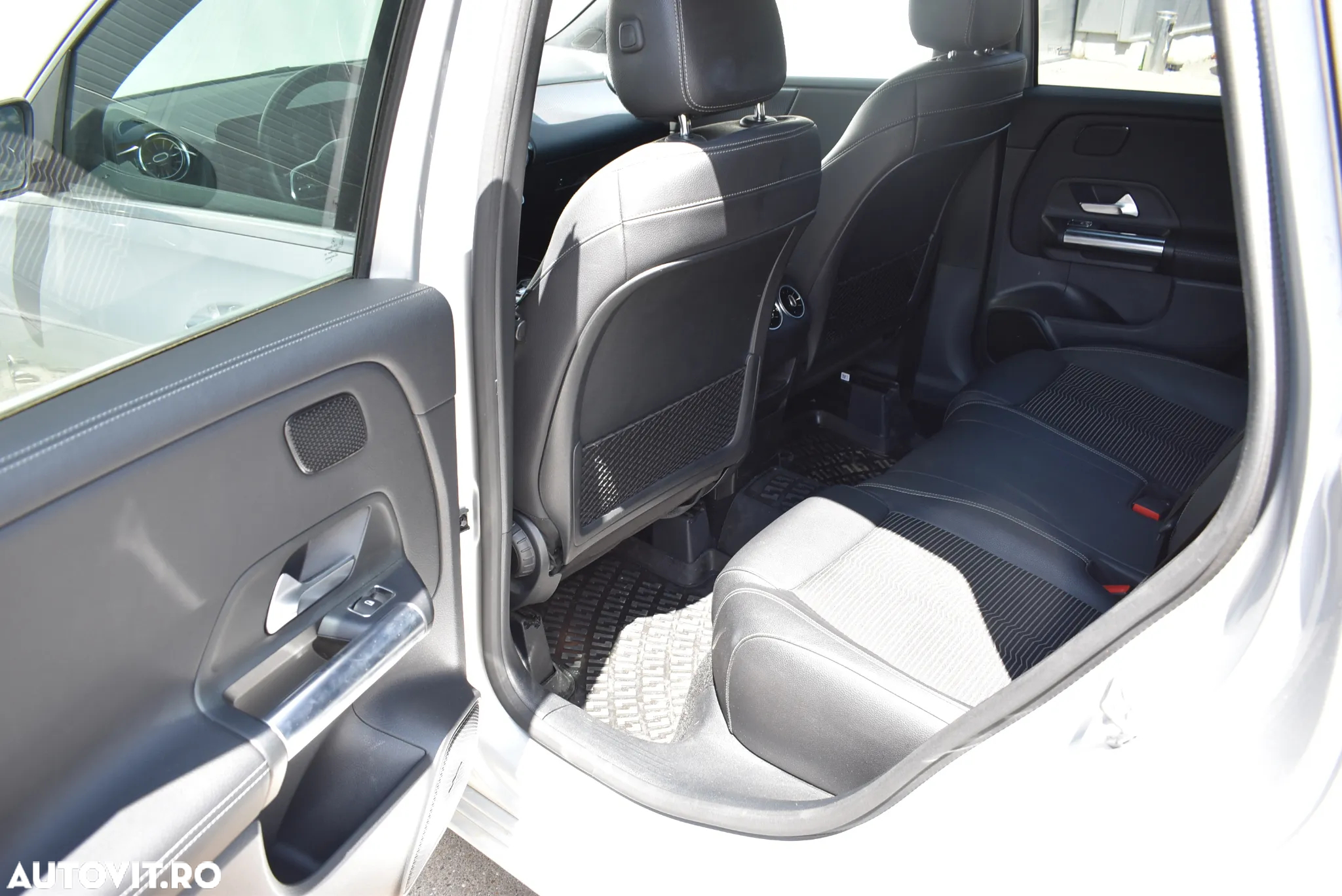 Mercedes-Benz B 180 d - 17