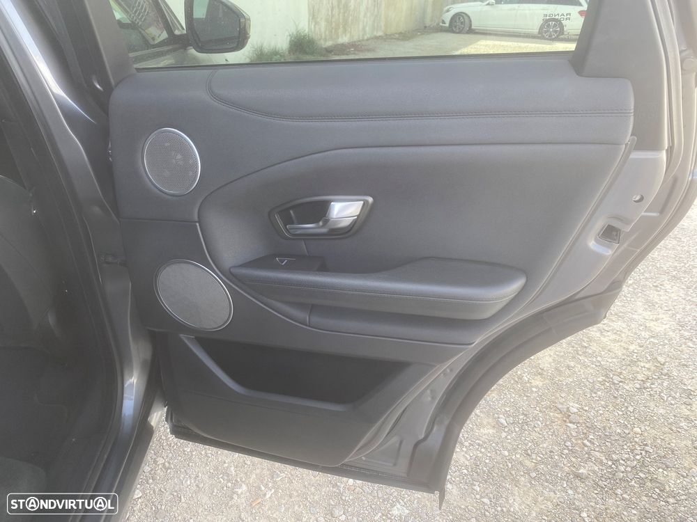 Land Rover Range Rover Evoque 2.0 TD4 SE Dynamic Auto - 17