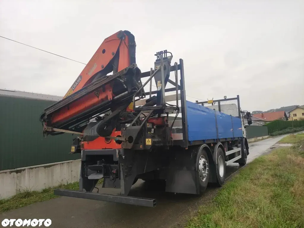 Renault D 26.320 6x2 podwozie do zabudowy - 7