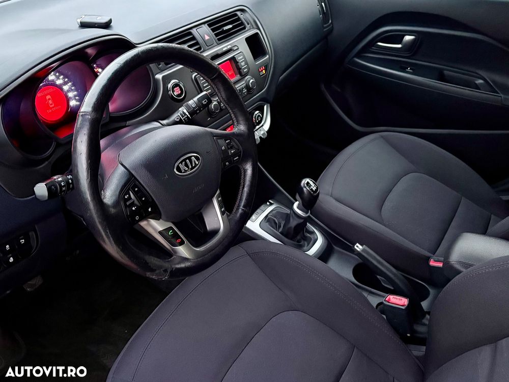 Kia Rio 1.4 CRDI Platinum Edition - 6